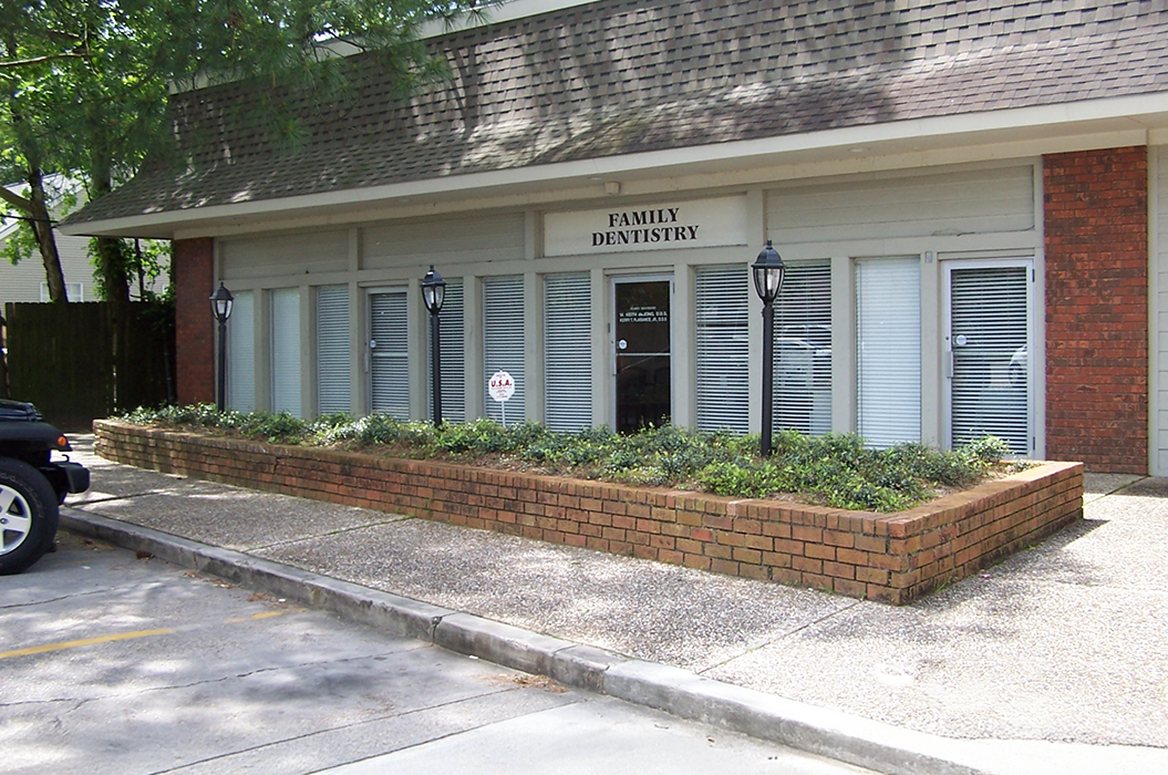 Outside view of doorway of dental practice in River Ridge